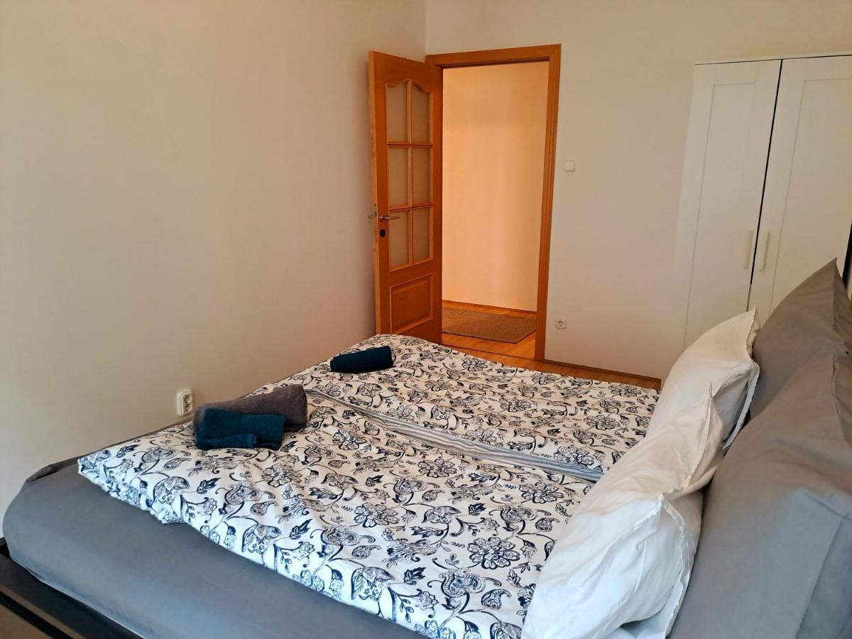 Szimpla Exclusive Apartment Budapest Luaran gambar